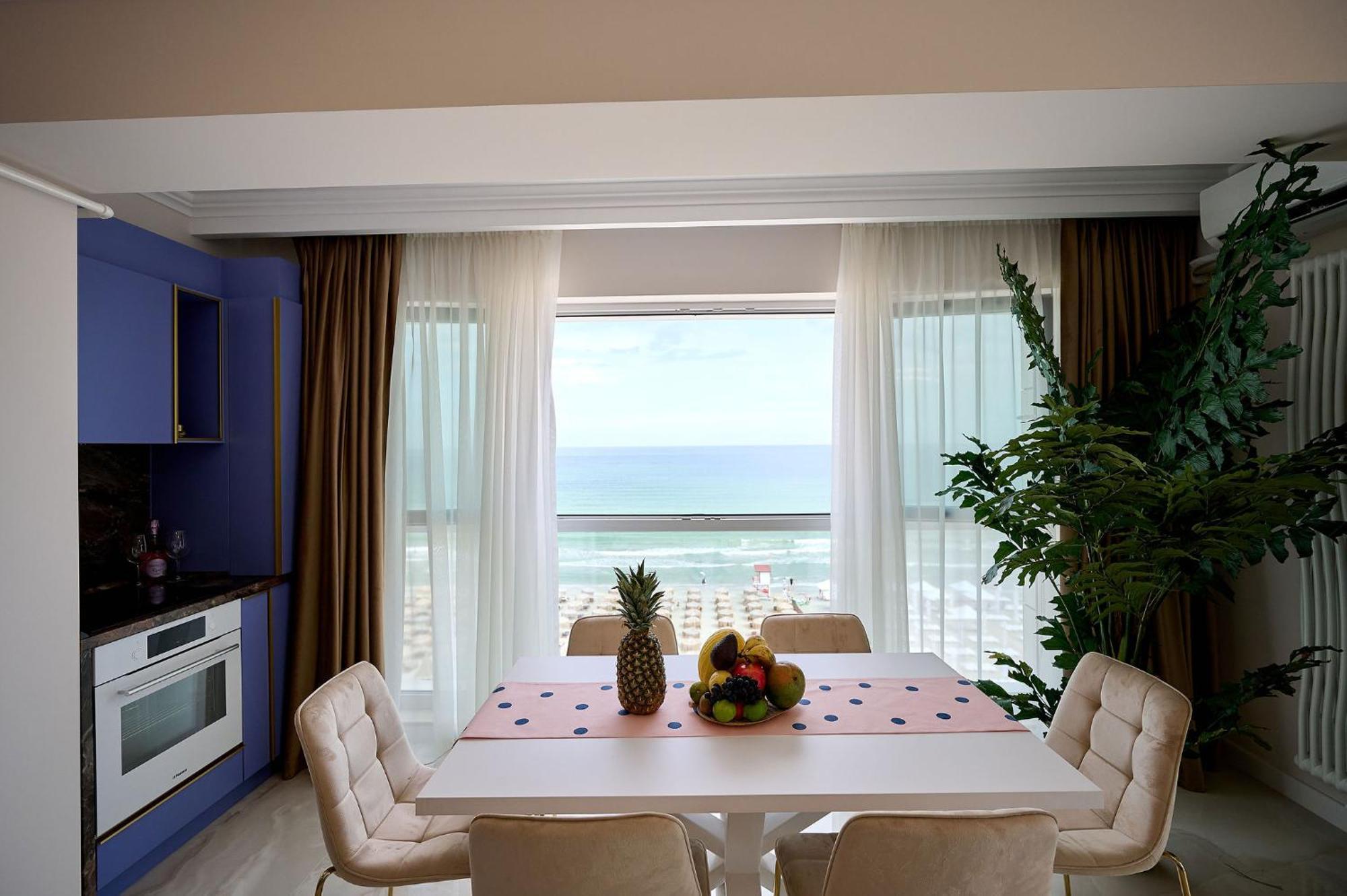 Bliss In Infinity Parking * Mamaia